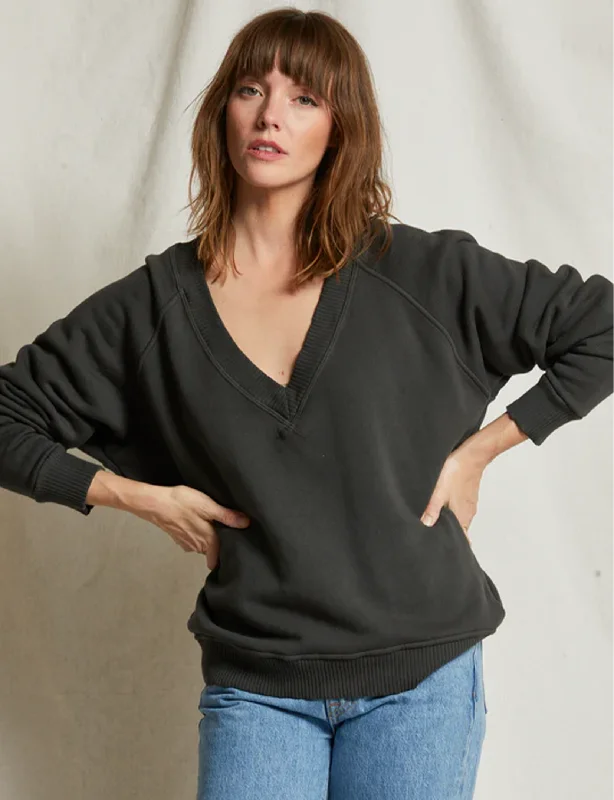 Dakota Sweatshirt, Dark Heather Grey