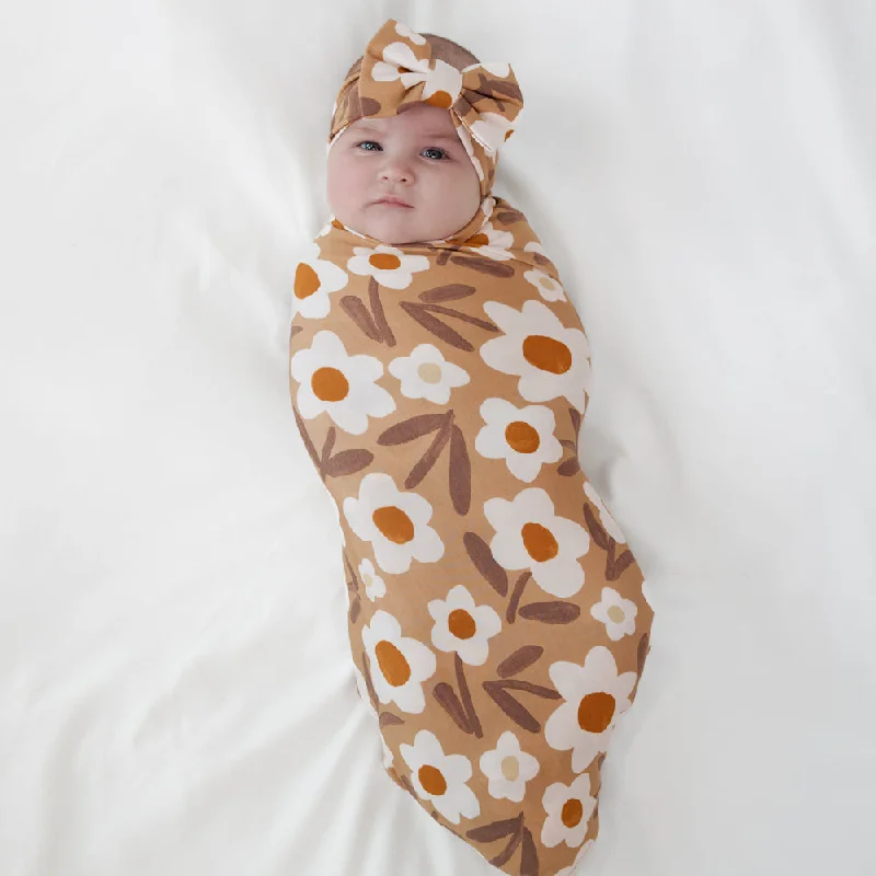 Daisy Daydream Swaddle & Luxe Bow Headband Set