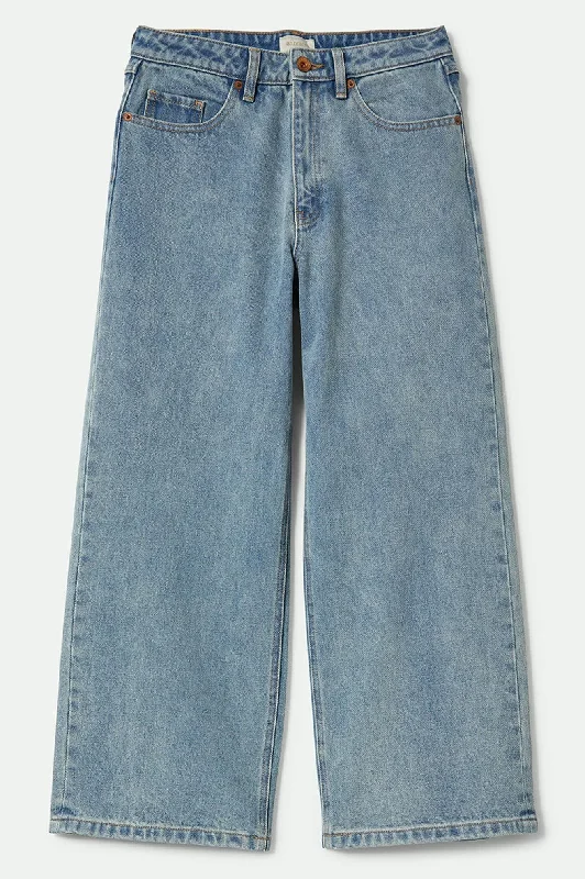 CroptopdetailMargo Cropped 5-Pocket Pant - Light Denim