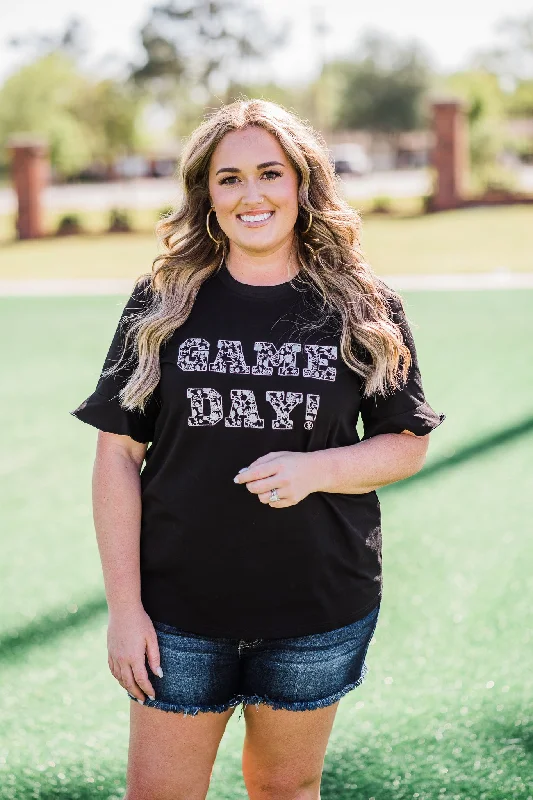 High-Fashion T-ShirtsBlack & White Game Day Spirit Tee by Layerz