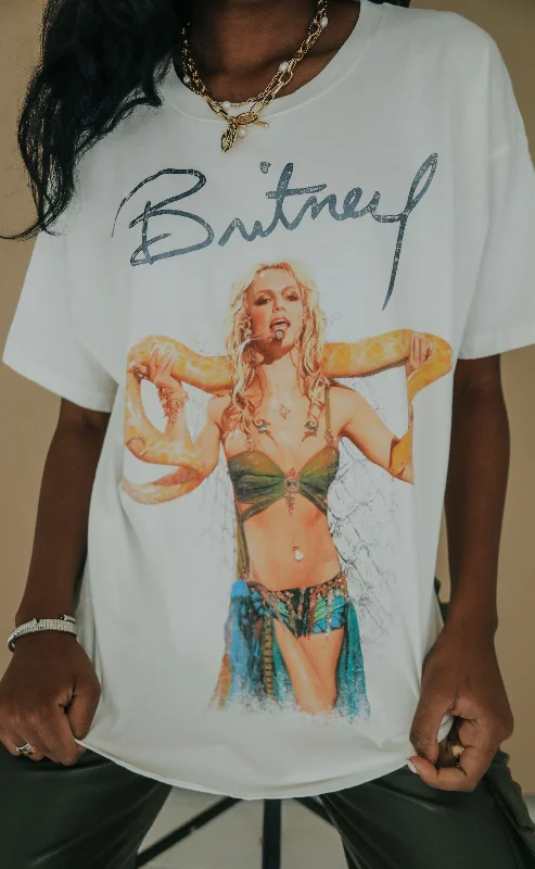 Yoga T-Shirtsdaydreamer: britney spears slave 4 u merch tee - white